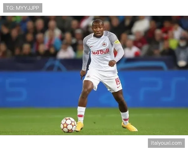 楚阿梅尼在摩纳哥的中场核心作用：组织、防守与进攻推进机制解析